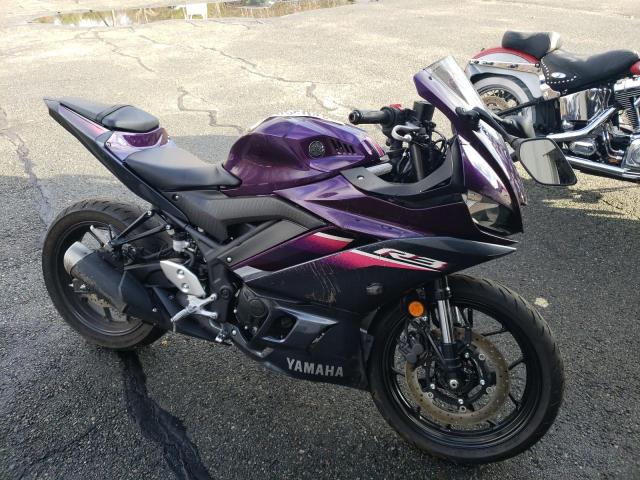 MH3RH18Y3PK010800 - 2023 YAMAHA YZFR3 A PURPLE photo 5