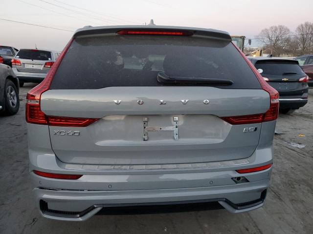 YV4L12RL7R1756139 - 2024 VOLVO XC60 PLUS GRAY photo 6