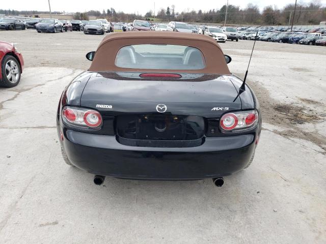 JM1NC25F460121743 - 2006 MAZDA MX-5 MIATA BLACK photo 6