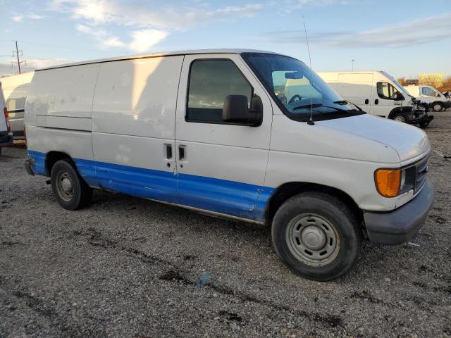 1FTRE14W65HB02960 - 2005 FORD ECONOLINE E150 VAN WHITE photo 4