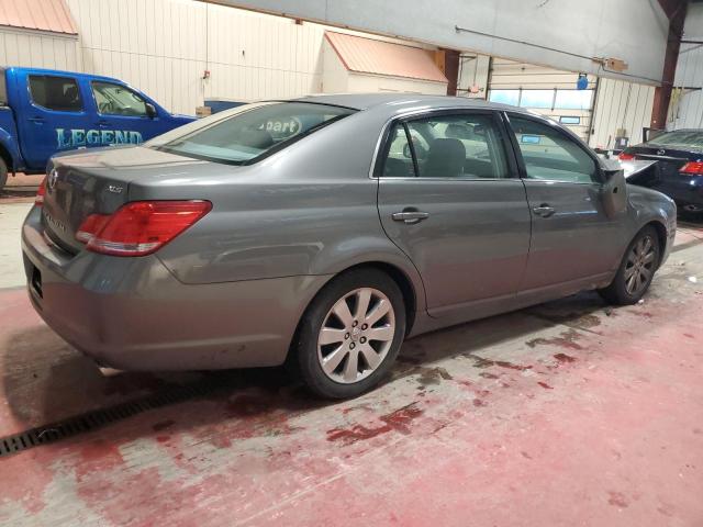 4T1BK36B46U141647 - 2006 TOYOTA AVALON XL GRAY photo 3