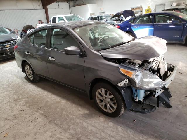 3N1CN7AP2JL869449 - 2018 NISSAN VERSA S GRAY photo 4