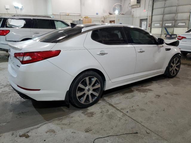 KNAGR4A66B5143326 - 2011 KIA OPTIMA SX WHITE photo 3