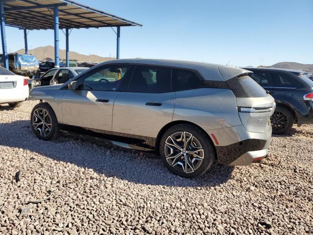 WB523CF06PCM53312 - 2023 BMW IX XDRIVE50 SILVER photo 2