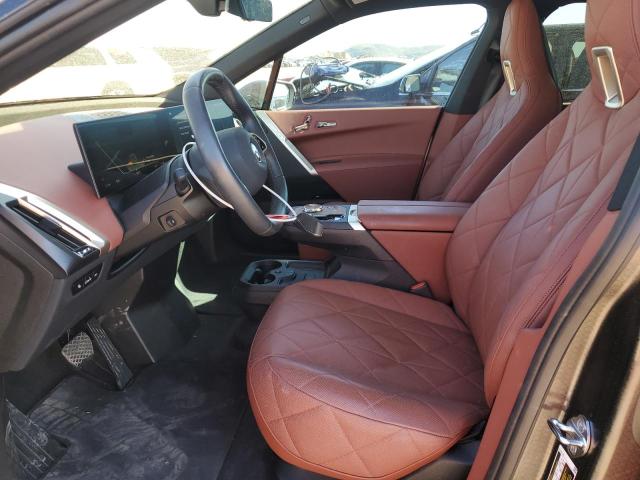 WB523CF06PCM53312 - 2023 BMW IX XDRIVE50 SILVER photo 7