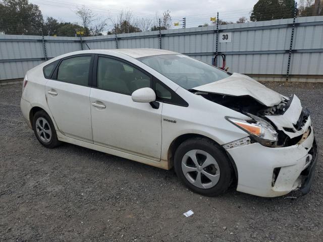 JTDKN3DU7F1890718 - 2015 TOYOTA PRIUS WHITE photo 4