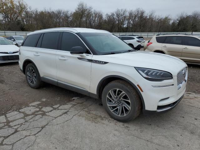 5LM5J6XC8NGL21099 - 2022 LINCOLN AVIATOR 白色 照片 4