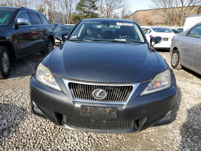 JTHCF5C24B5048594 - 2011 LEXUS IS 250 GRAY photo 5