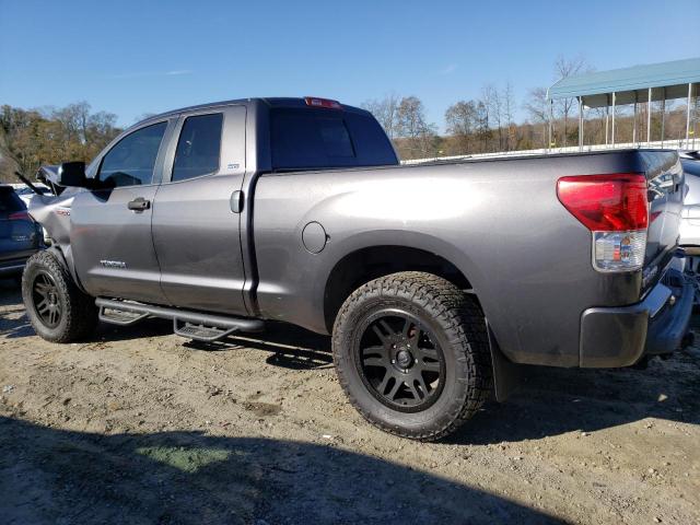 5TFUW5F13DX298487 - 2013 TOYOTA TUNDRA DOUBLE CAB SR5 GRAY photo 2