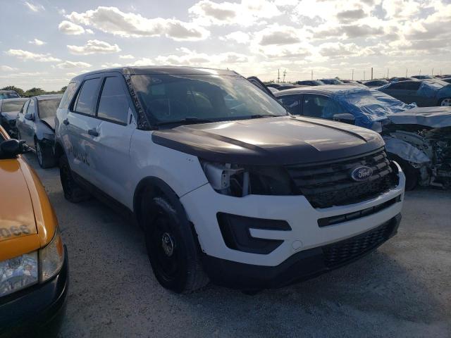 1FM5K8AT5HGB07891 - 2017 FORD EXPLORER POLICE INTERCEPTOR أبيض صورة 1