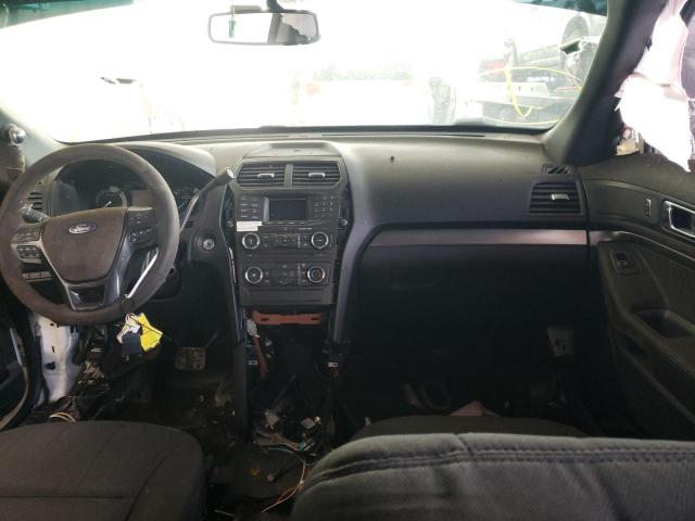 1FM5K8AT5HGB07891 - 2017 FORD EXPLORER POLICE INTERCEPTOR أبيض صورة 9