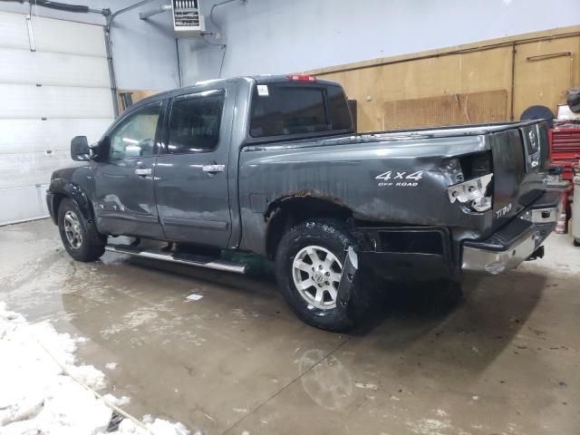 1N6AA07B77N225695 - 2007 NISSAN TITAN XE GRAY photo 2