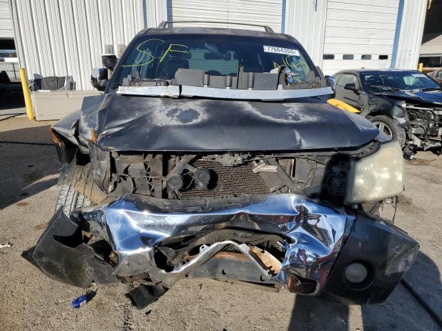 5N1AA08A64N722057 - 2004 NISSAN ARMADA SE GRAY photo 5