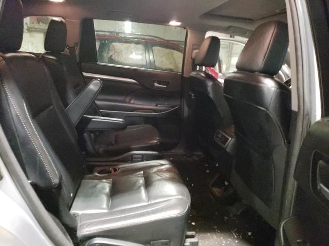 5TDJKRFHXFS219084 - 2015 TOYOTA HIGHLANDER XLE SILVER photo 11
