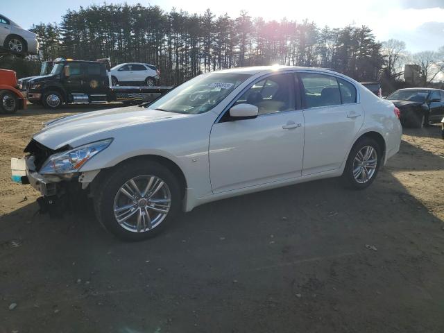 2015 INFINITI Q40, 