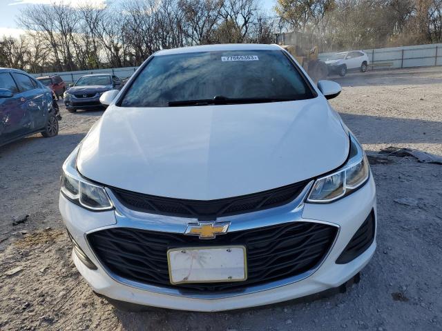 3G1BC6SM7KS581407 - 2019 CHEVROLET CRUZE LS WHITE photo 5