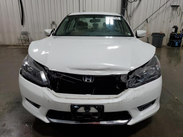 1HGCR2F33DA105200 - 2013 HONDA ACCORD LX WHITE photo 5