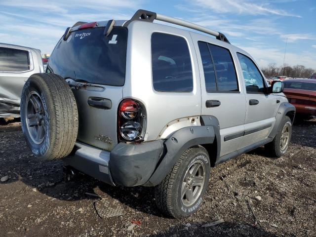 1J4GL38K55W720244 - 2005 JEEP LIBERTY RENEGADE SILVER photo 3