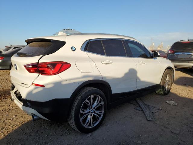 WBXYJ1C06L5P30359 - 2020 BMW X2 XDRIVE28I WHITE photo 3