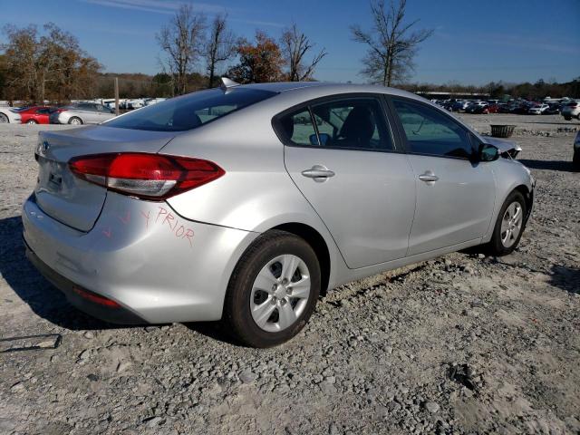 3KPFK4A76HE137129 - 2017 KIA FORTE LX SILVER photo 3