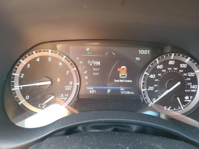 5TDGZRAH9MS054235 - 2021 TOYOTA HIGHLANDER XLE SILVER photo 9