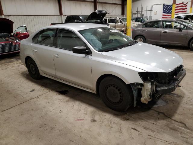 3VW1K7AJ5BM305747 - 2011 VOLKSWAGEN JETTA BASE SILVER photo 4