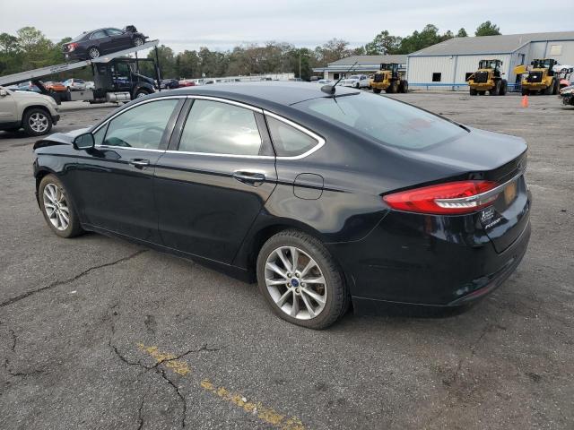 3FA6P0HD6HR122487 - 2017 FORD FUSION SE BLACK photo 2