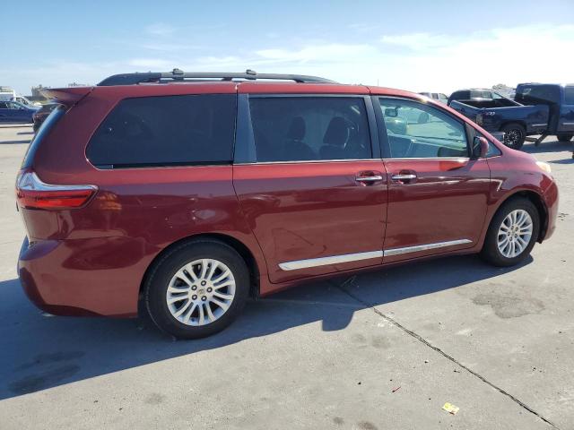 5TDYK3DC4FS588087 - 2015 TOYOTA SIENNA XLE RED photo 3