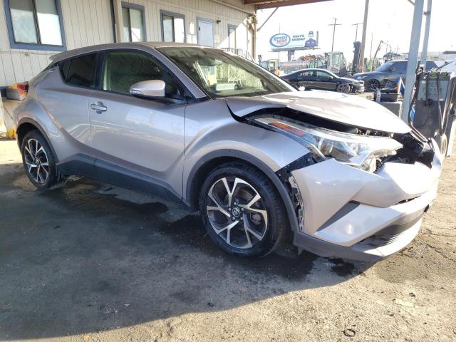 JTNKHMBX9K1020145 - 2019 TOYOTA C-HR XLE SILVER photo 4