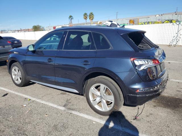 WA1ANAFYXJ2099547 - 2018 AUDI Q5 PREMIUM BLUE photo 2