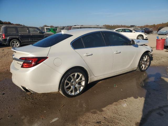 2G4GU5GX7G9126368 - 2016 BUICK REGAL GS WHITE photo 3