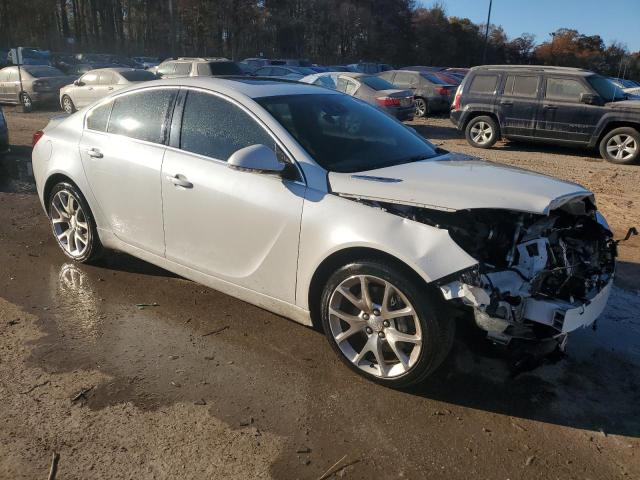 2G4GU5GX7G9126368 - 2016 BUICK REGAL GS WHITE photo 4