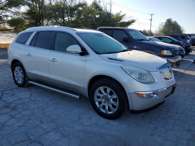 5GAKRBED6BJ413920 - 2011 BUICK ENCLAVE CXL WHITE photo 4