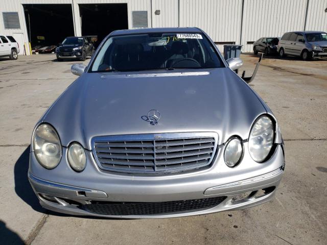 WDBUF65J93A188566 - 2003 MERCEDES-BENZ E 320 SILVER photo 5