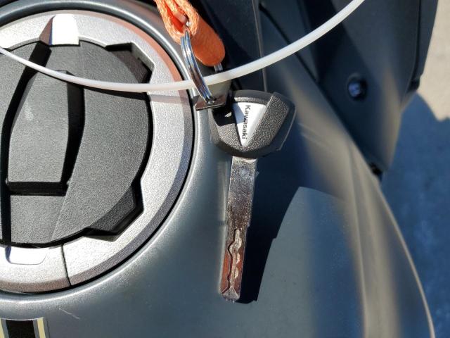 ML5EXER16RDAB1979 - 2024 KAWASAKI EX650 R GRAY photo 8