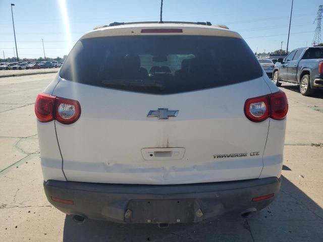 1GNKRLED5BJ166465 - 2011 CHEVROLET TRAVERSE LTZ WHITE photo 6