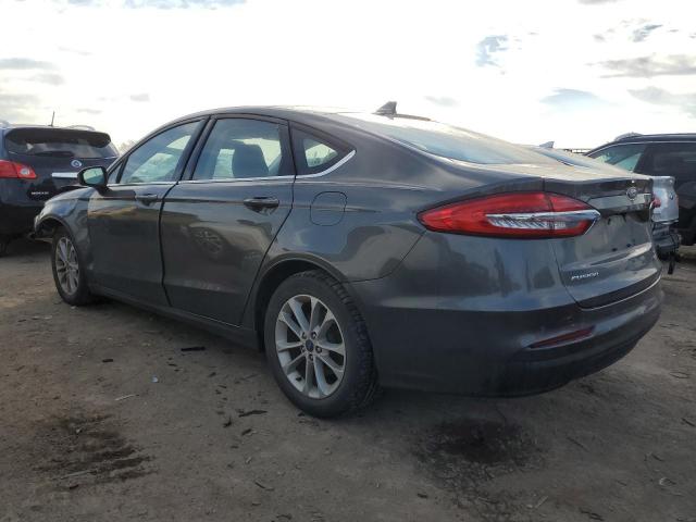 3FA6P0HD7LR122989 - 2020 FORD FUSION SE GRAY photo 2