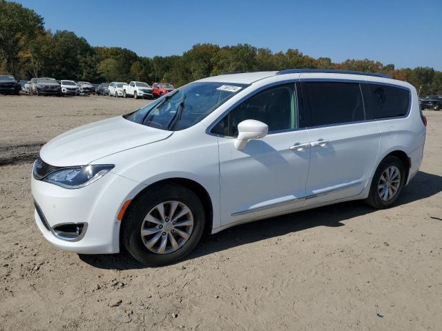 2C4RC1EG7JR131170 - 2018 CHRYSLER PACIFICA TOURING L PLUS WHITE photo 1