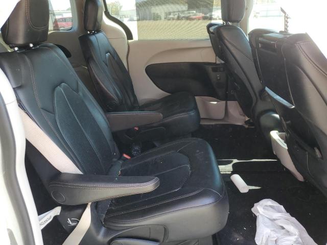 2C4RC1EG7JR131170 - 2018 CHRYSLER PACIFICA TOURING L PLUS WHITE photo 11