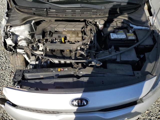 3KPA24AD4LE256404 - 2020 KIA RIO LX SILVER photo 11