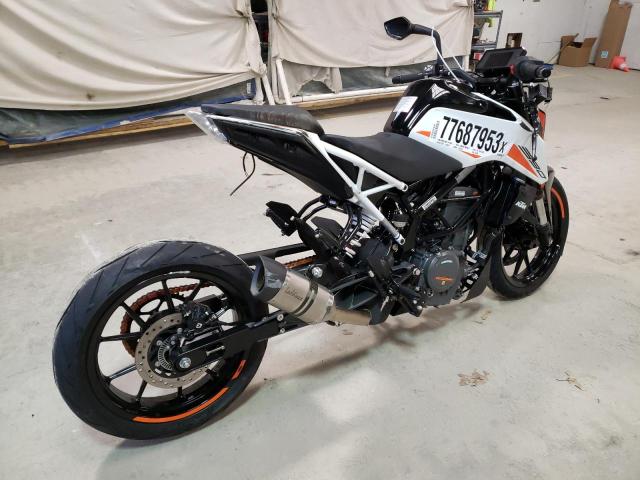 MD2JPJ408NC253230 - 2022 KTM 390 DUKE TWO TONE photo 4