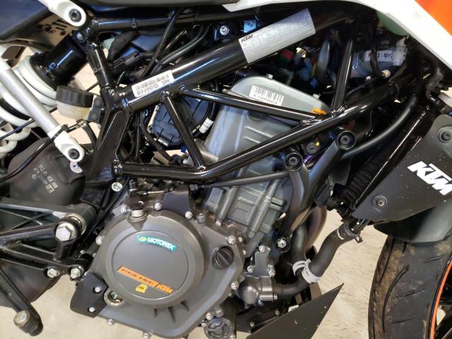 MD2JPJ408NC253230 - 2022 KTM 390 DUKE TWO TONE photo 7