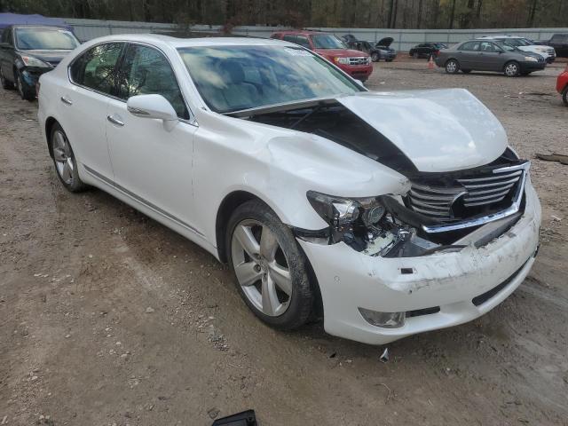 JTHBL5EF3A5095716 - 2010 LEXUS LS 460 WHITE photo 4