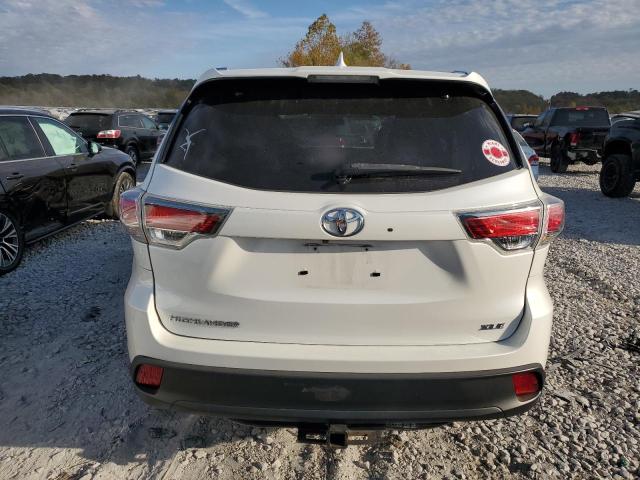 5TDKKRFH0FS103011 - 2015 TOYOTA HIGHLANDER XLE WHITE photo 6