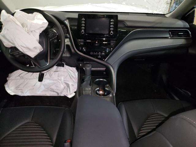 4T1G11AK0PU805741 - 2023 TOYOTA CAMRY SE NIGHT SHADE WHITE photo 8