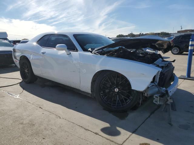 2C3CDZFJ9GH101358 - 2016 DODGE CHALLENGER R/T SCAT PACK WHITE photo 4