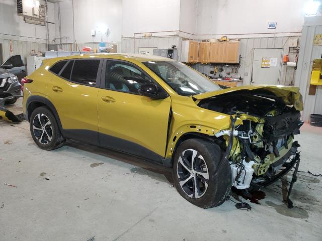 KL77LGE25RC089727 - 2024 CHEVROLET TRAX 1RS YELLOW photo 4