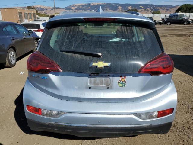 1G1FX6S08H4191024 - 2017 CHEVROLET BOLT EV PREMIER SILVER photo 6