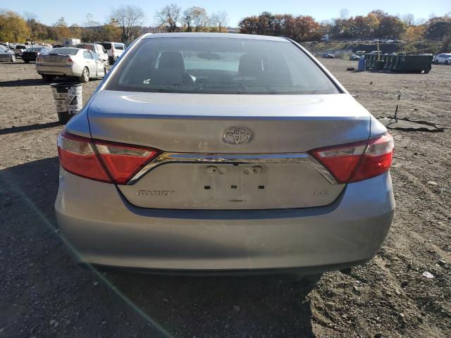 4T4BF1FK1FR500404 - 2015 TOYOTA CAMRY LE SILVER photo 6