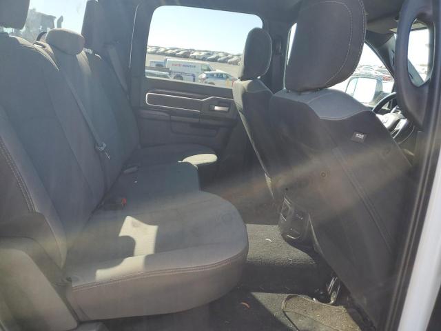 3C6UR5DJ2NG248381 - 2022 RAM 2500 BIG HORN/LONE STAR WHITE photo 10